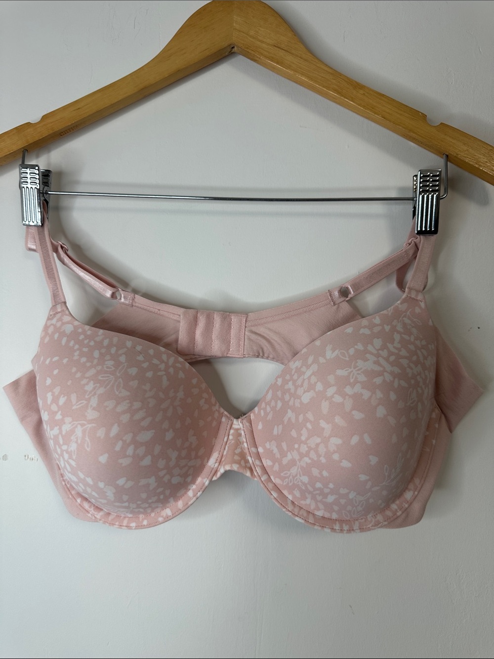 Warner's Pink Floral Molded T-Shirt Bra 38B